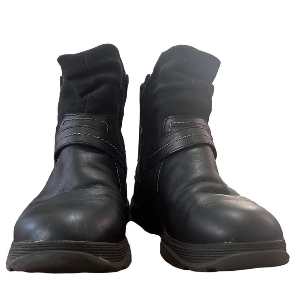 CLARKS AVELEIGH BLACK BOOTS SIZE 10